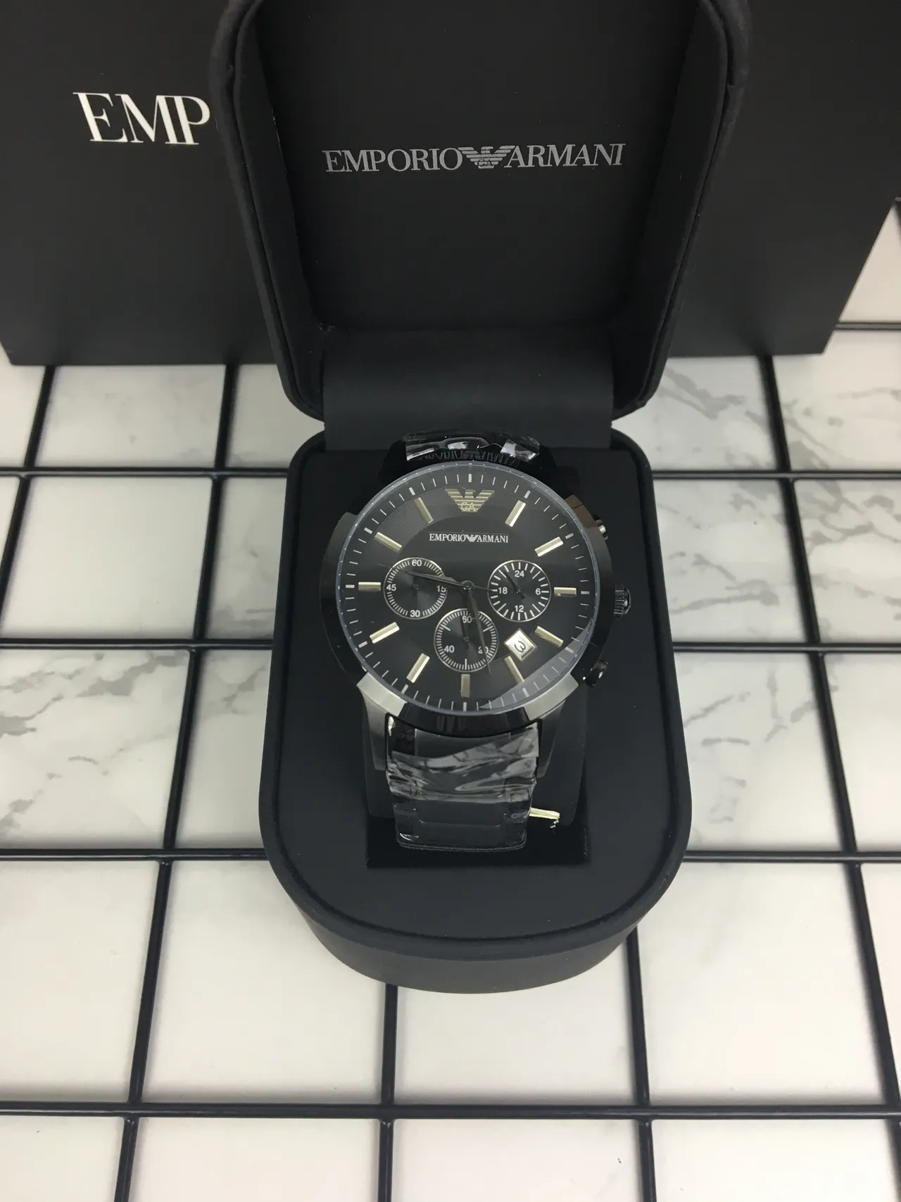 Emporio Armani 计时 黑色表盘 金色点缀 石英腕表 5
