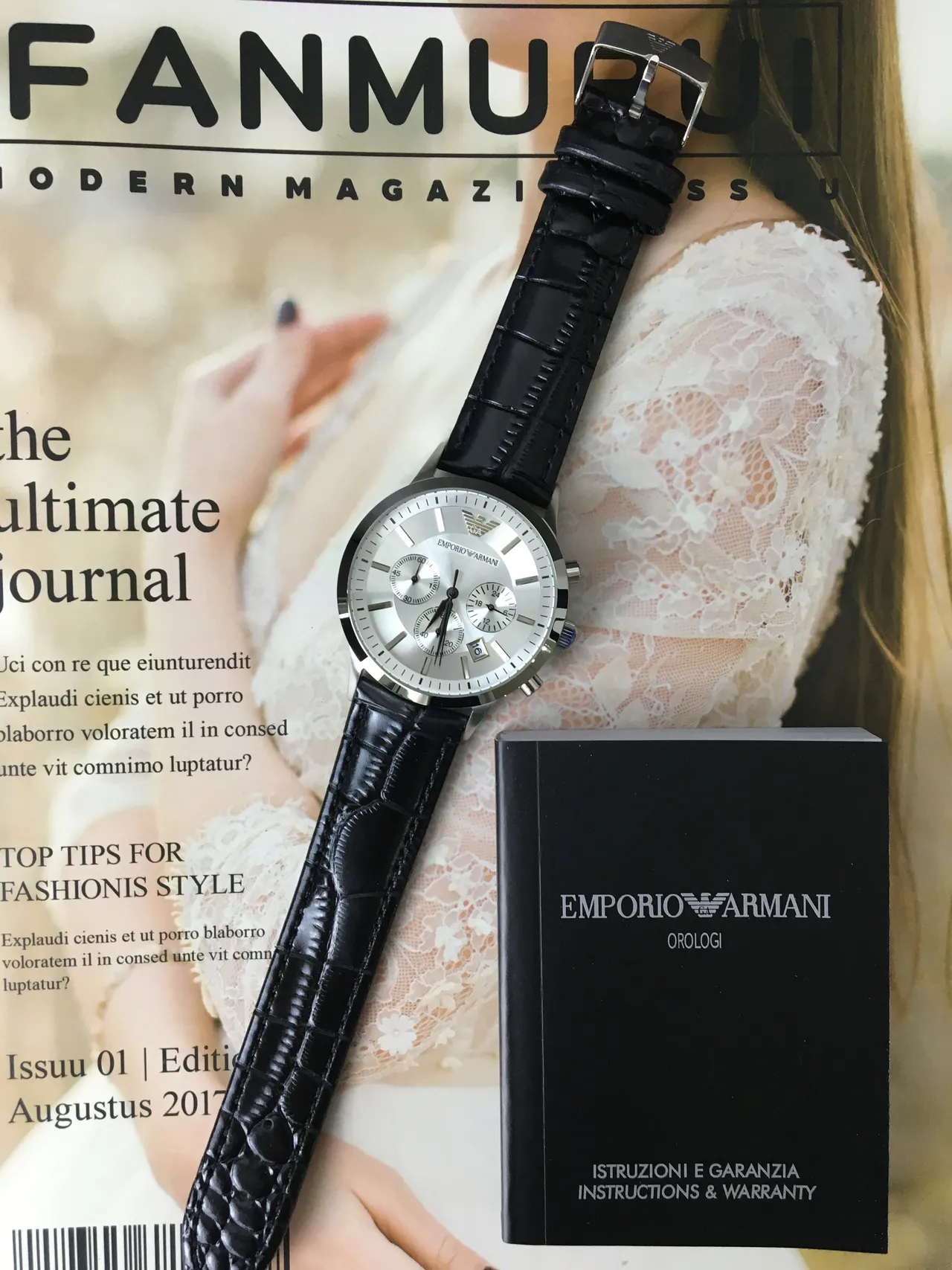 Emporio Armani Cronógrafo Esfera Plateada Correa de Cuero Negro Reloj de Cuarzo 6