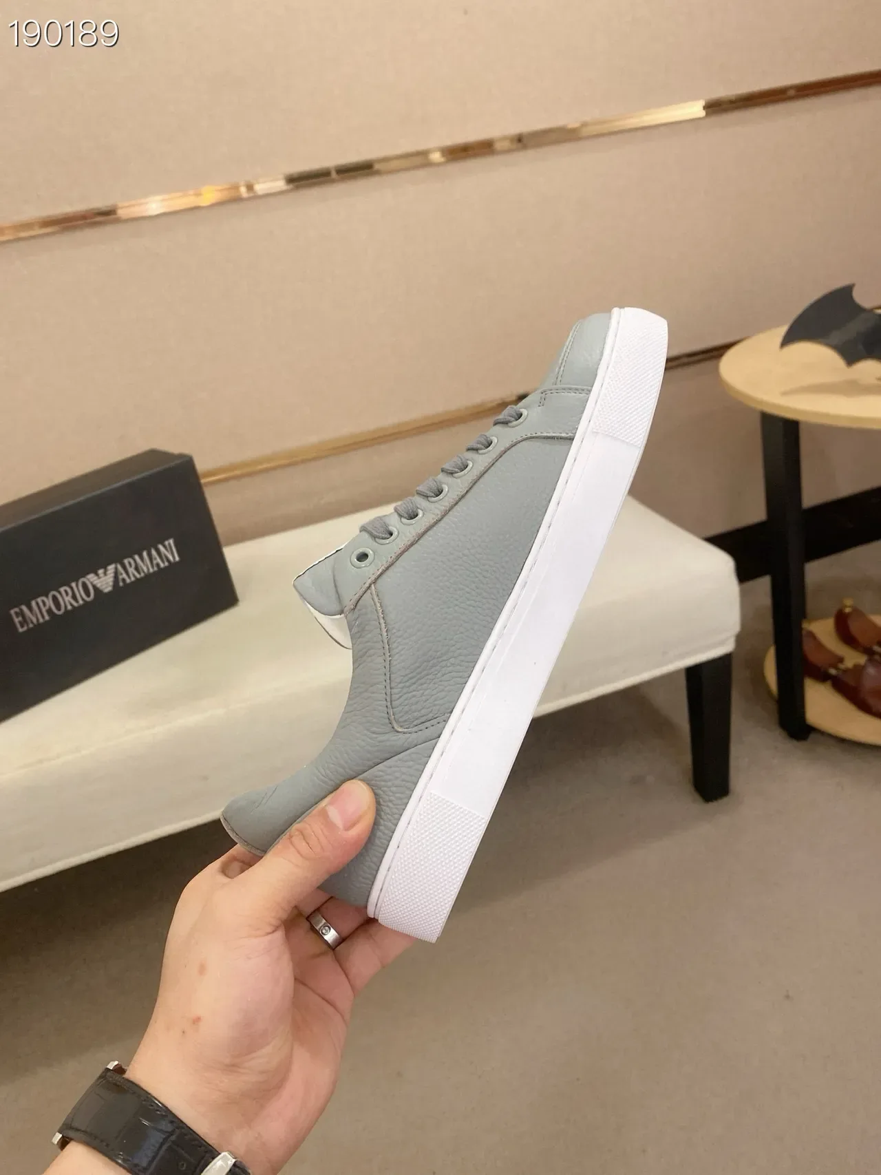 Emporio Armani Cinza Branco Low-Top Couro Texturizado Tênis Lifestyle 8