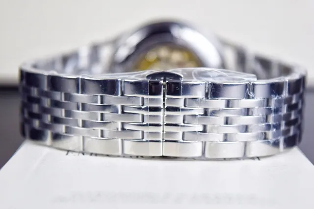 Emporio Armani Meccanico Esquelette Cadran Crème Montre Mécanique 3
