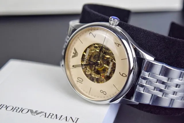 Emporio Armani Meccanico Esquelette Cadran Crème Montre Mécanique 4