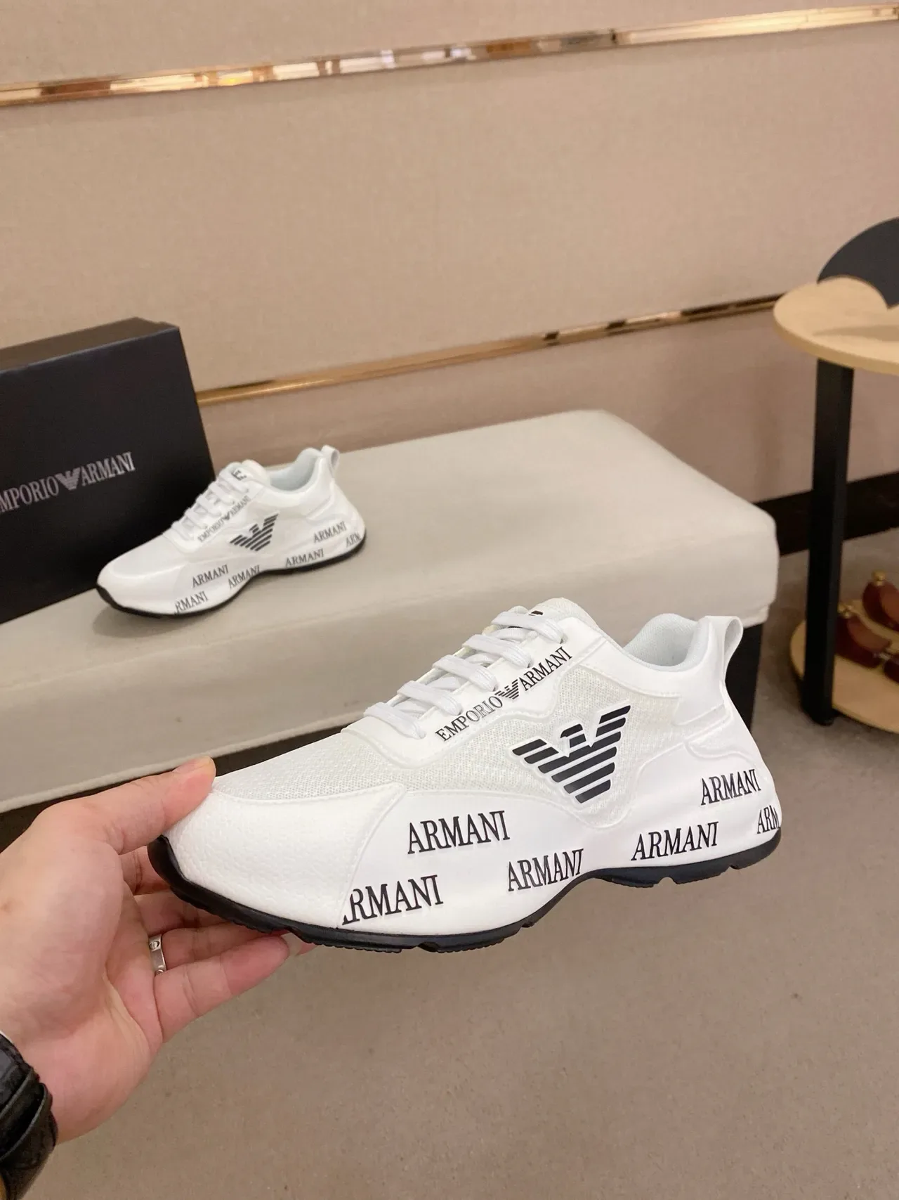 Emporio Armani Branco Preto Malha E Sintético Superior Tipografia Repetitiva No Solado Intermediário Tênis Lifestyle 3