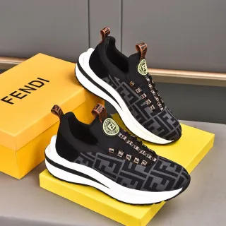 Fendi FF 印花 一脚蹬生活方式运动鞋