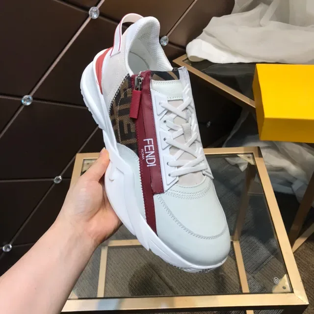 Fendi First Blanc et Rouge FF Monogram Sneakers Chunky 2