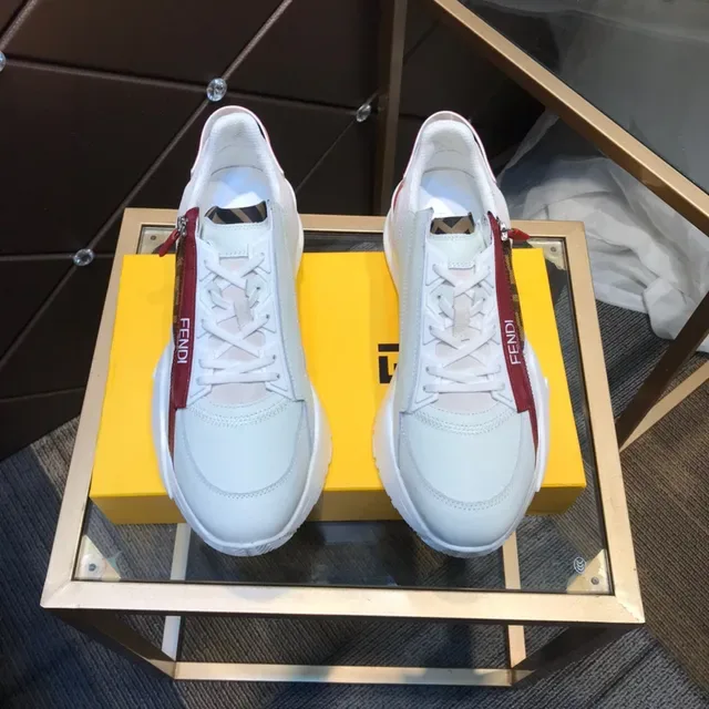 Fendi First Blanc et Rouge FF Monogram Sneakers Chunky 9