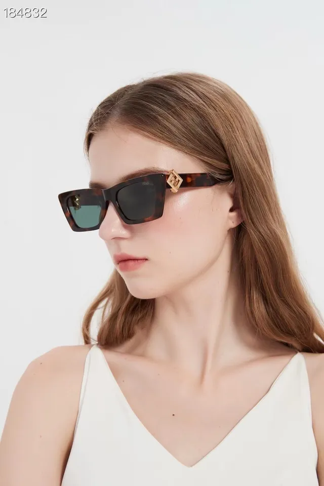 Fendi Gray Purple Angular Rectangular Frame Translucent Acetate Sunglasses 8