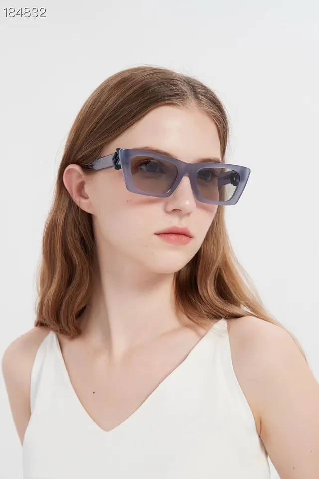 Fendi Gray Purple Angular Rectangular Frame Translucent Acetate Sunglasses 9