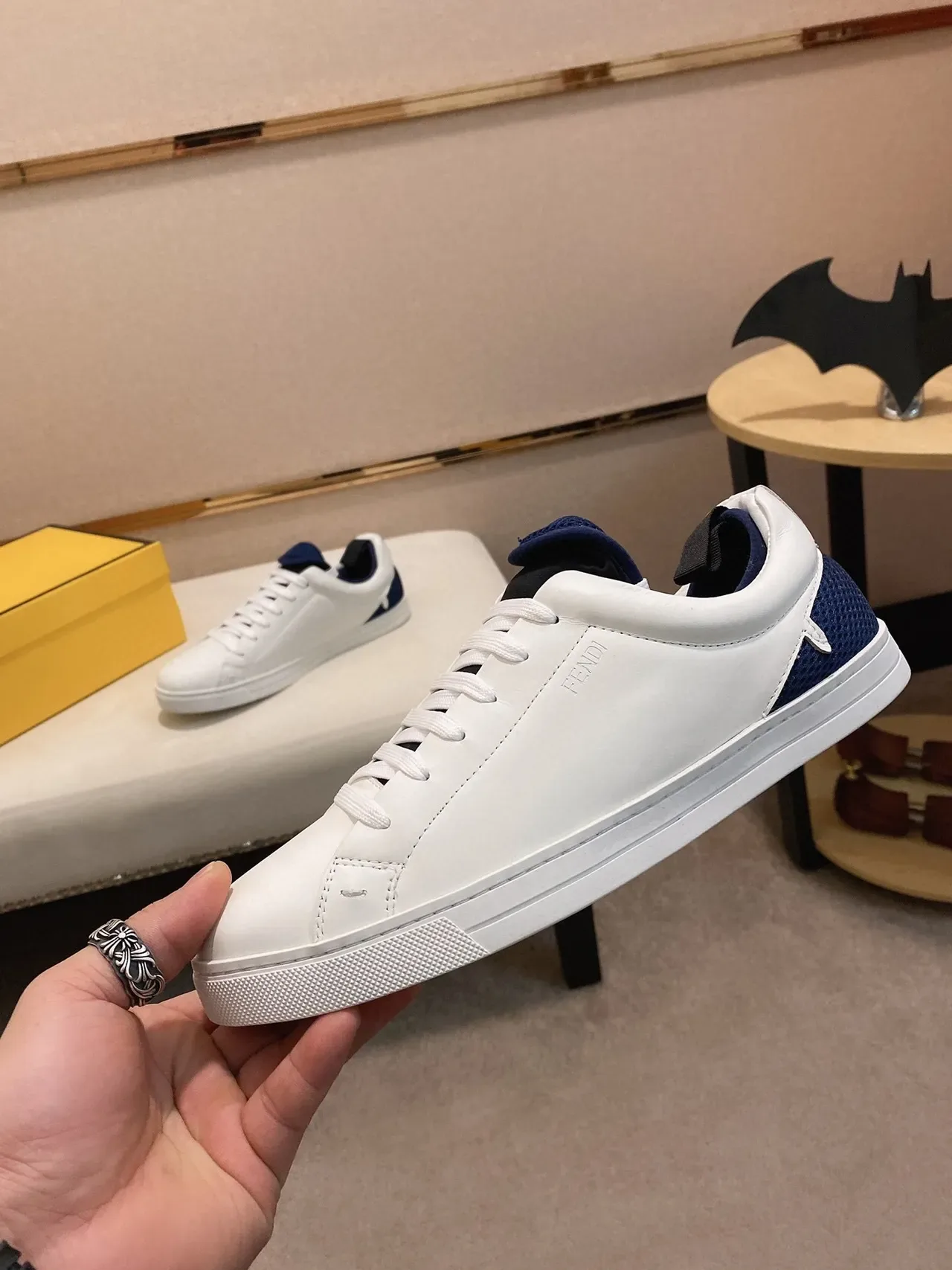 Fendi Tênis Lifestyle Branco Marinho Couro Superior Salto Contraste Azul Tênis Lifestyle 8