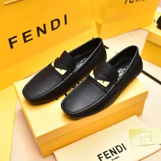 Fendi Monster কালো সোনালি কণিক চামড়া স্লিপ-অন লোয়ারফার
