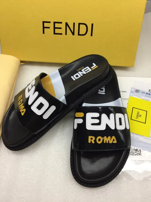 Fendi Roma Logo Black Patent Slippers 2