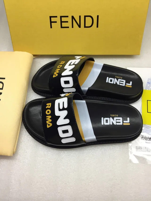 Fendi Roma Logo Black Patent Slippers 3