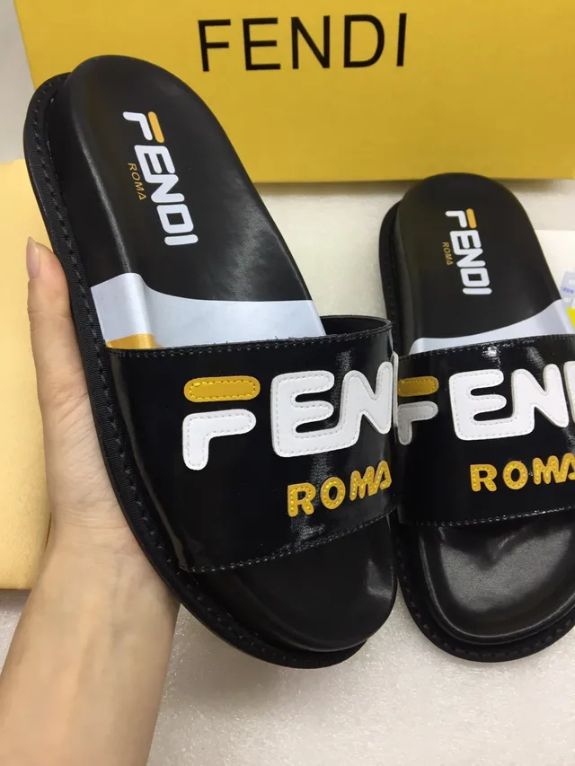 Fendi Roma Logo Black Patent Slippers 4