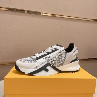Fendi Blanc Noir Sangle Asymétrique Couture Zigzag Sneakers Chunky