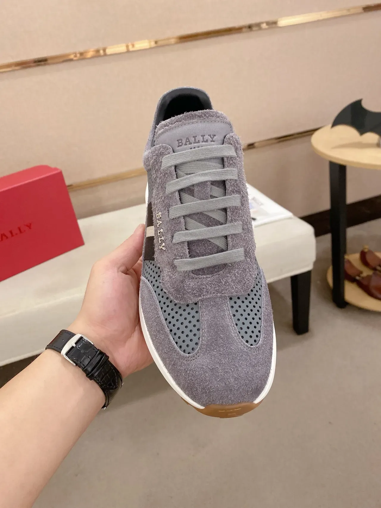 Bally Zapatilla de Ante Gris y Malla con Cordones 5