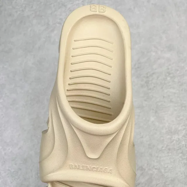 Beige Molded Monolithic Construction Asymmetrical Cutout Slippers 6