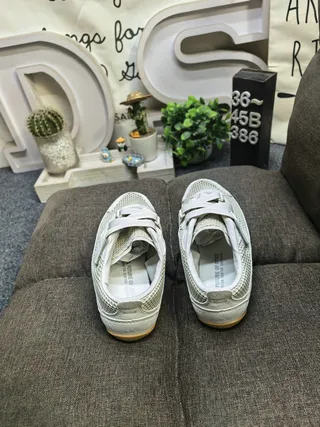 Beige White Laceless Hook-and-Loop Strap Closure Breathable Perforated Mesh Upper Sneakers 8