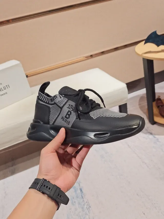 Berluti Tênis Preto Cinza com Superior em Mesh e Painel Sintético, Sola Esculturada Translucida 5