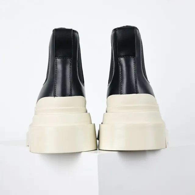 Botas Chelsea de suela gruesa negra y off-white 8