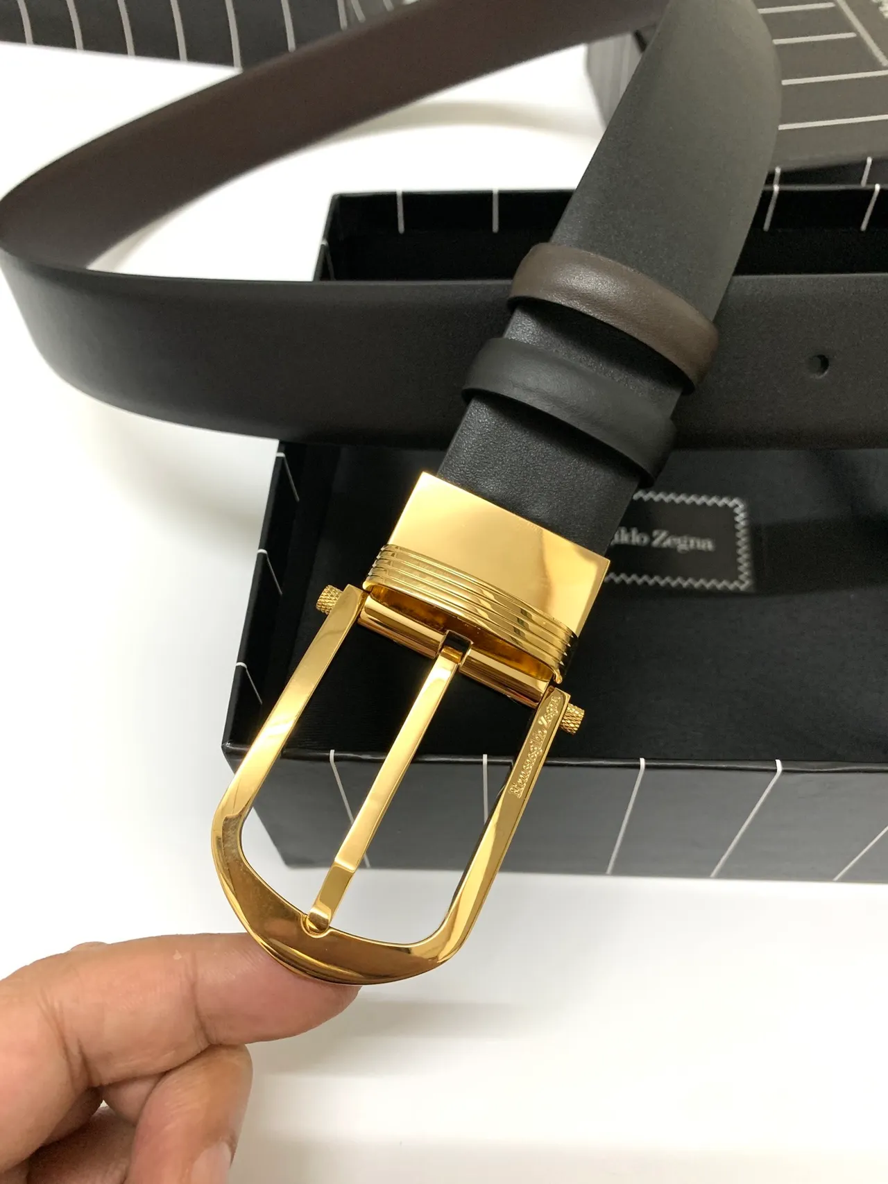 Black Gold Buckle Leather Belt 8