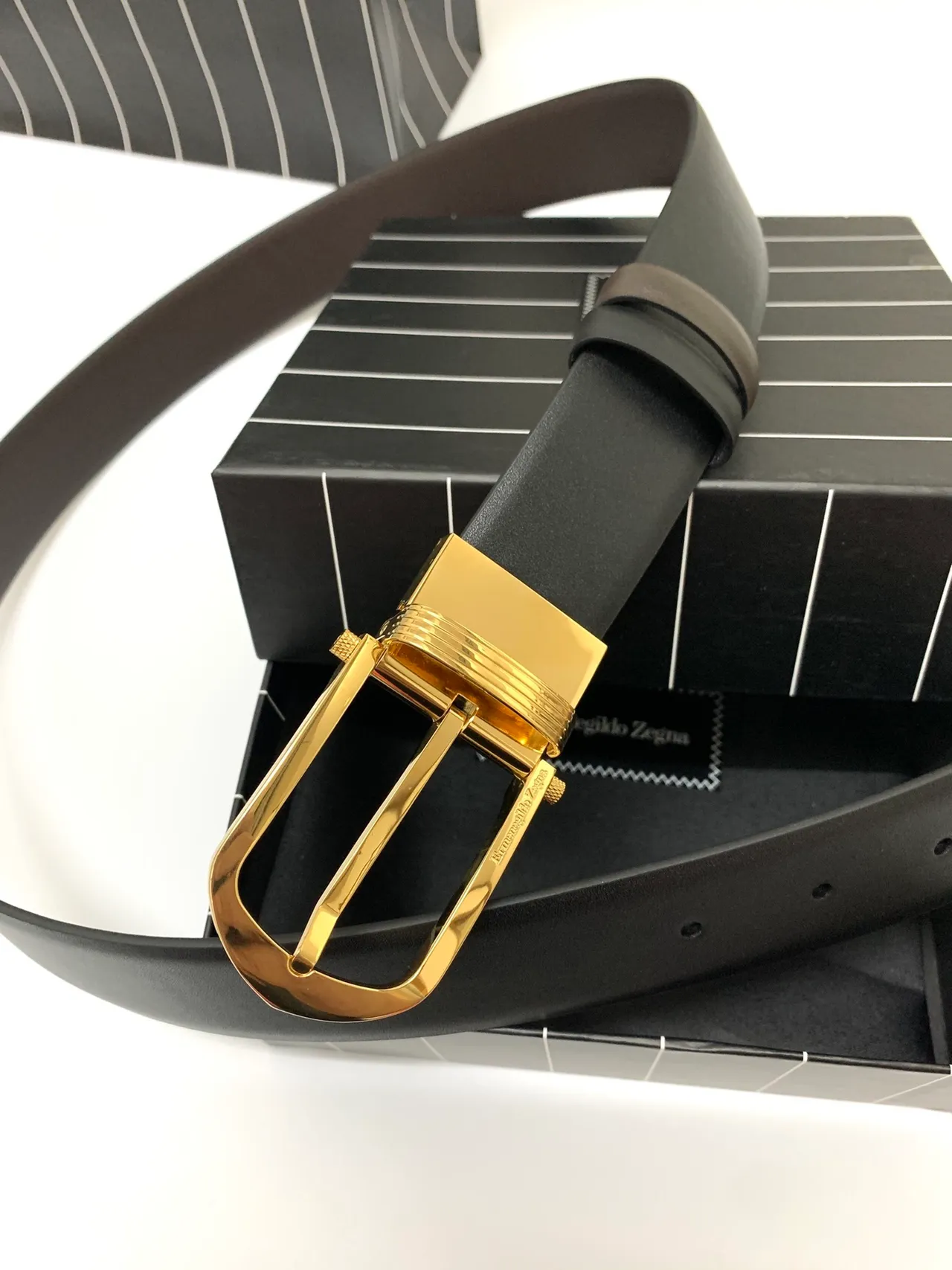Black Gold Buckle Leather Belt 9