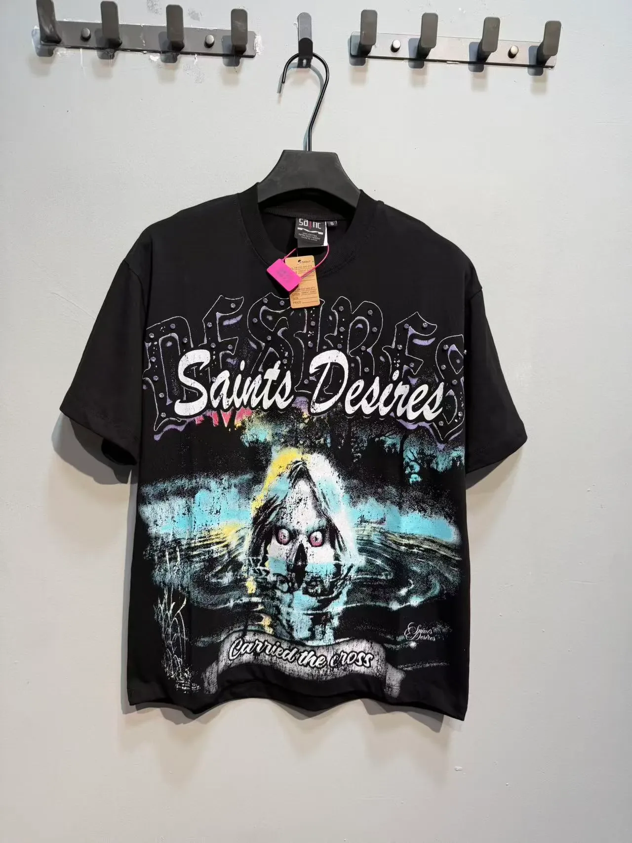 Black Oversized Graphic-Print Horror Art T-Shirt 5