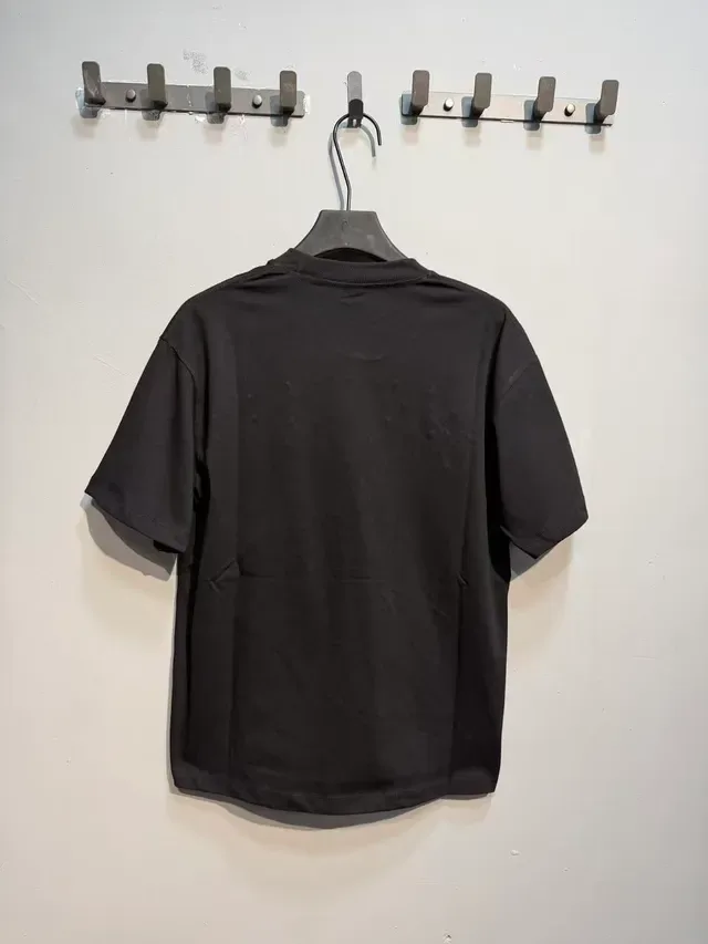 Black Oversized Graphic-Print Horror Art T-Shirt 6