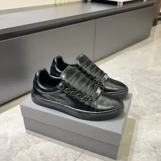 Black Smooth Leather Low-Top Platform Sneakers