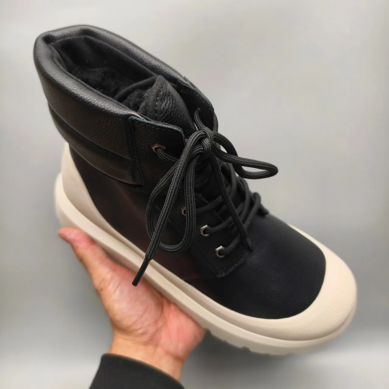 কালো টেক্সচার্ড লেদার প্যাডেড কলার প্ল্যাটফর্ম ওয়ার্ক বুট 3