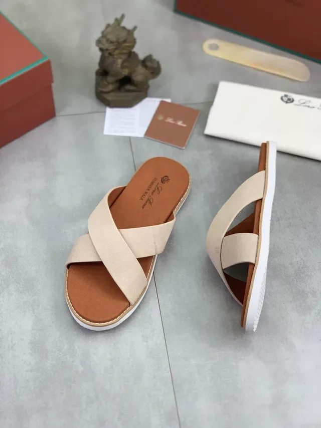 Sandales casuales marron beige à brides croisées 9