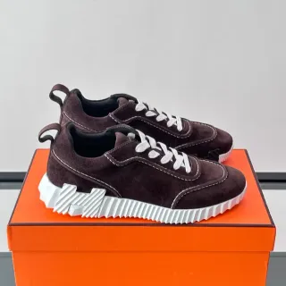 Brown White Suede Upper Contrast Stitching Sneakers