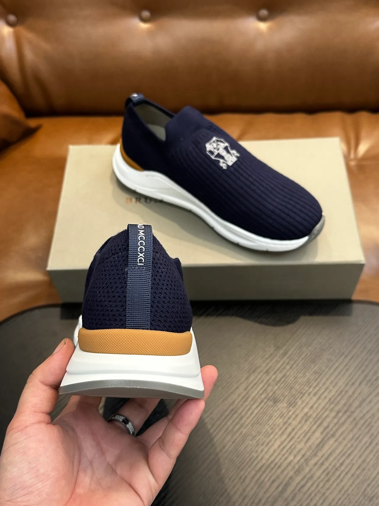 Brunello Cucinelli sapatos casuais slip-on de tricô ribeteado marinho 8