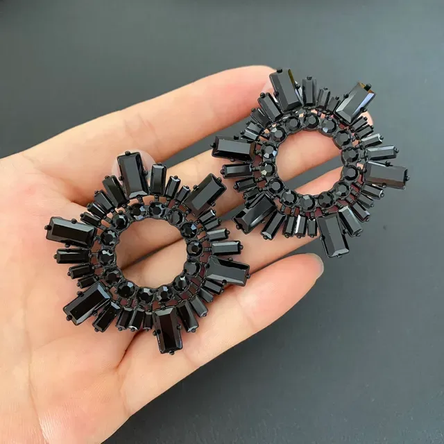 Circular Radiating Baguette-Cut Crystal Stud Earrings 4