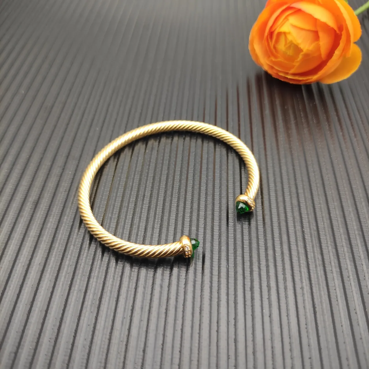 David Yurman Cable Classics সোনালি টোন সবুজ পাথর ব্রেসলেট 6
