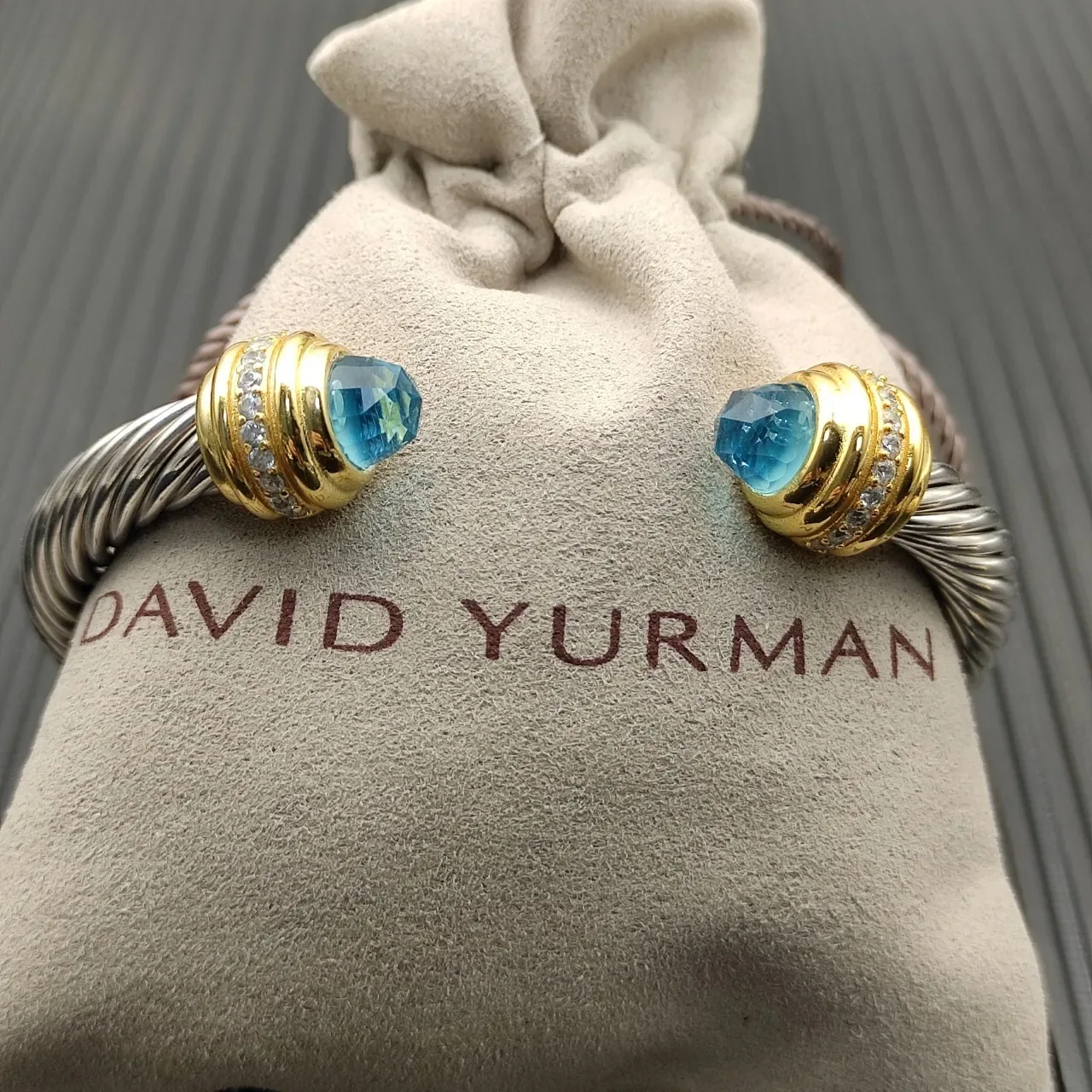 David Yurman Cable Classics Bracelete em metal bicolor prata e dourado trançado 6