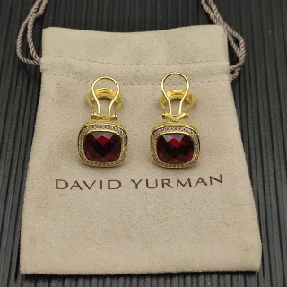 David Yurman Brincos Clip-On Dourados Gemas Vermelhas Corte de Almofada Halo Pavé