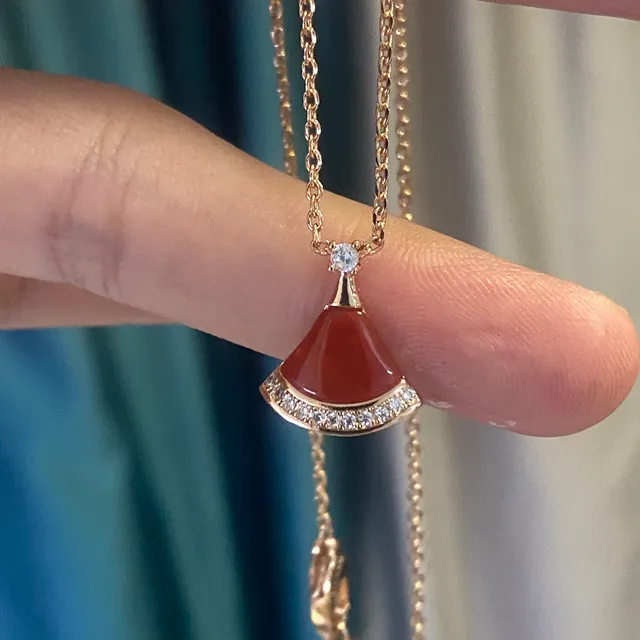 Fan-Shaped Carnelian and Pavé Diamond Pendant Necklace 4