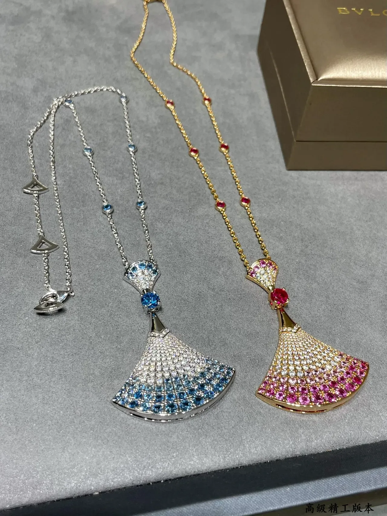 Fan-Shaped Gradient Blue and White Pavé Pendant Necklace 5
