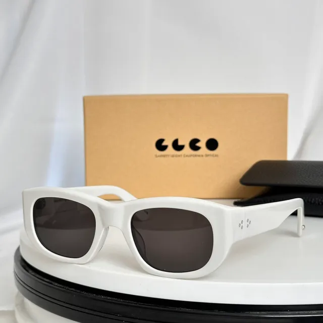 Garrett Leight California Optical نظارات شمسية سوداء مستطيلة 8