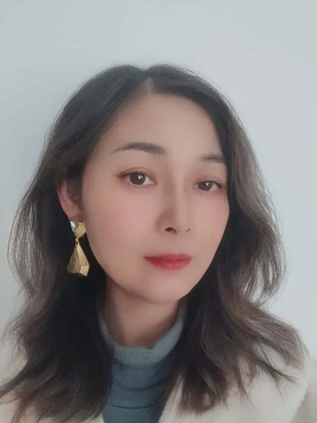 Geometric Textured Gold-Tone Triangular Crystal Dangle Earrings 2
