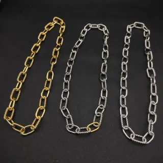 Colliers de chaîne en or et argent à maillons de corde tordus