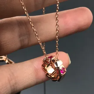 Gold Pink Rose Faceted Gemstones Necklace