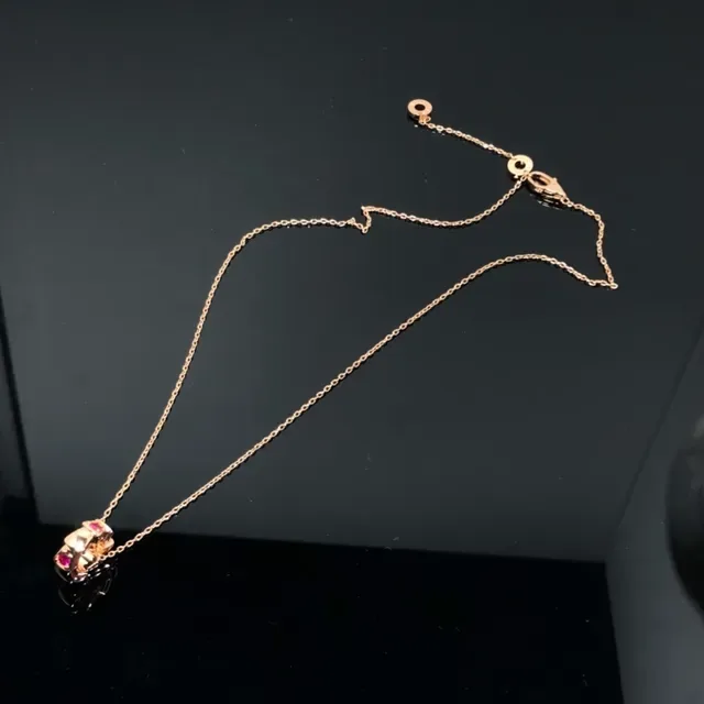 Gold Pink Rose Faceted Gemstones Necklace 3