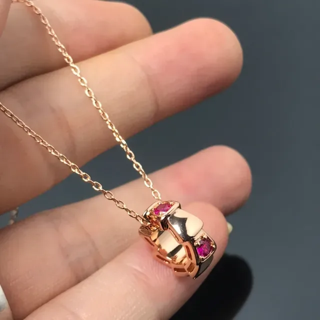 Gold Pink Rose Faceted Gemstones Necklace 4