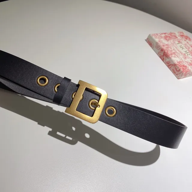 Cinto de couro cinza-dourado com fivela D-Ring estreita 6