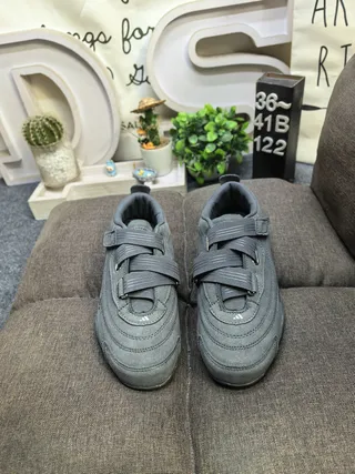 Gray Laceless Dual Hook-and-Loop Straps Sneakers 10