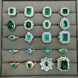 绿蓝 Halo-Set Pavé-Diamond 戒指