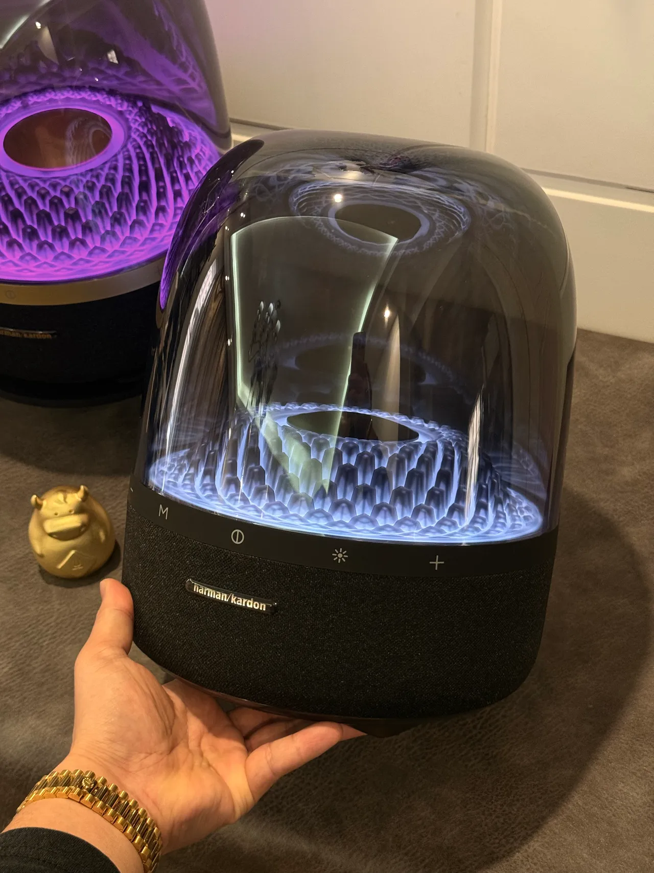 harman/kardon Enceinte en forme de dôme transparente noire Matrice de transducteurs internes illuminée Haut-parleur portable 15