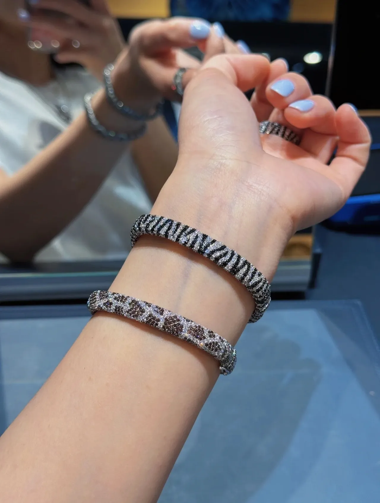 Leopard-Print Beaded Rigid Bangle Bracelet 3