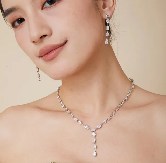 Multi-Cut Stone Y-Drop Pendant Necklace 5
