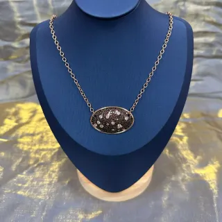 Collier Navy Gold avec pendentif ovale drusy et chaîne link